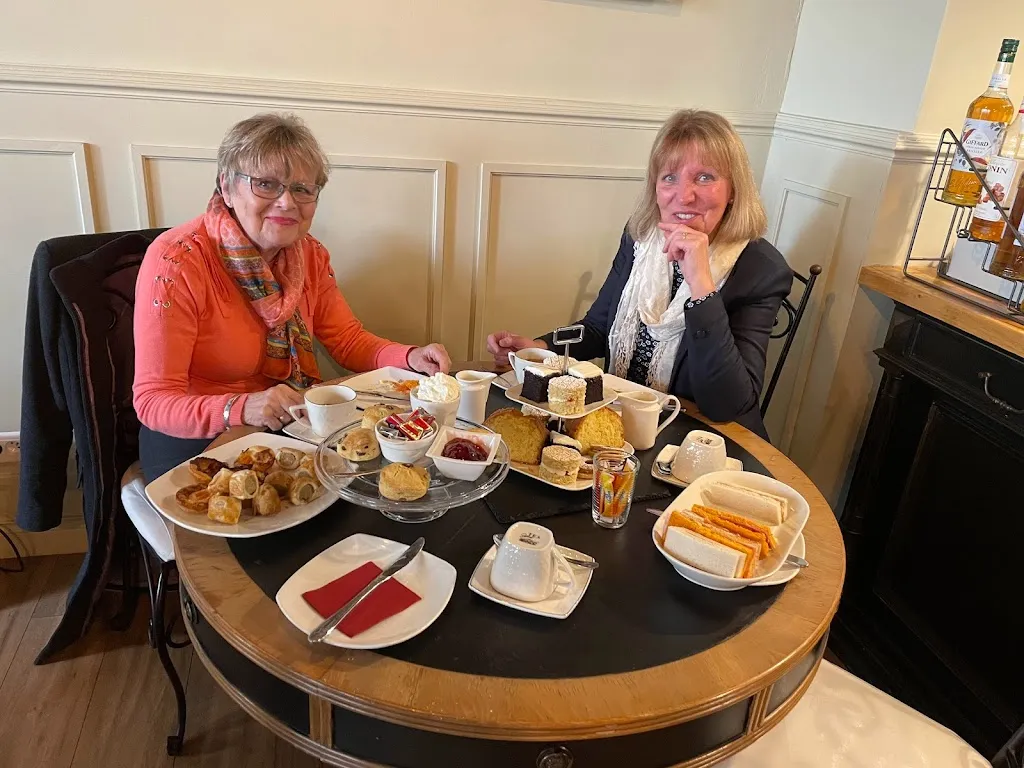 Coffee Cave_Villefagnan_slider_image_1