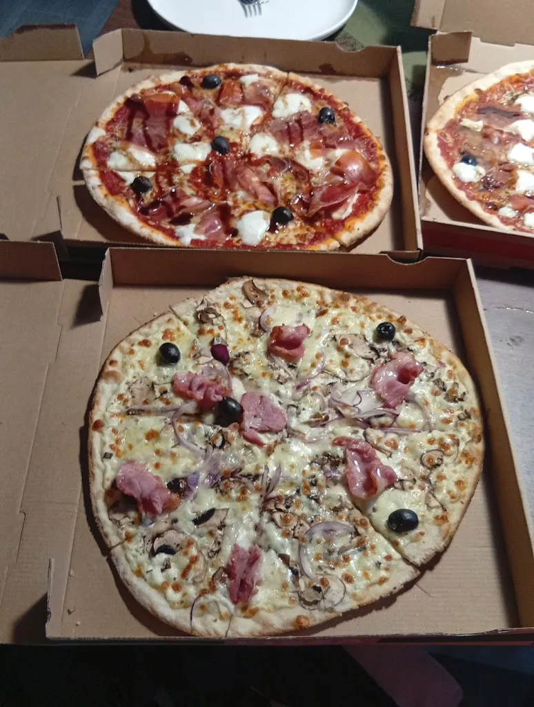 PIZZA LABIA restaurant in Villefranque