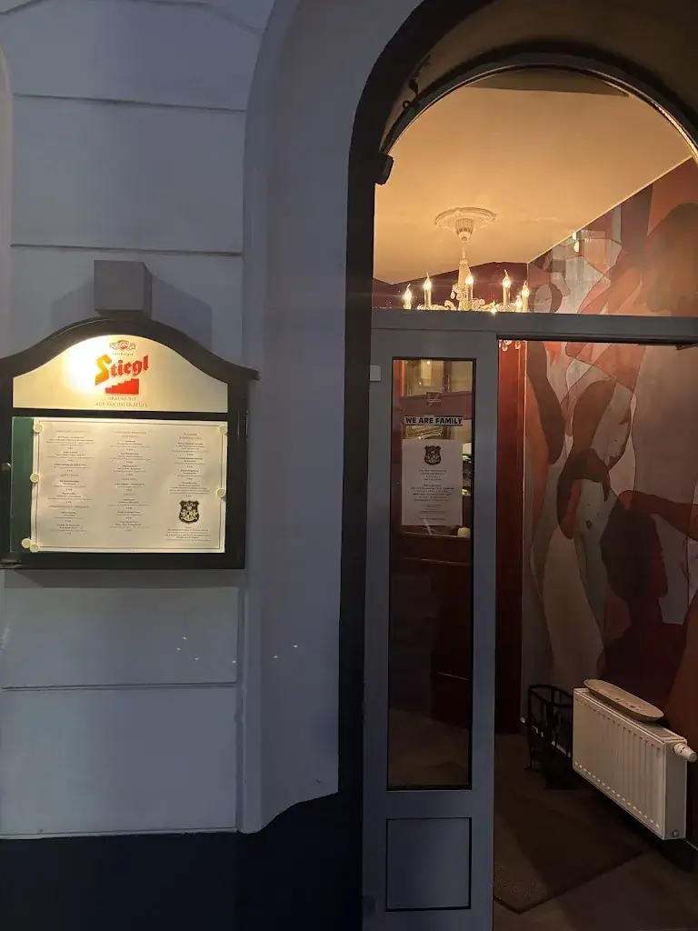 Denis Iancu_SIXTA_Austria_recensione