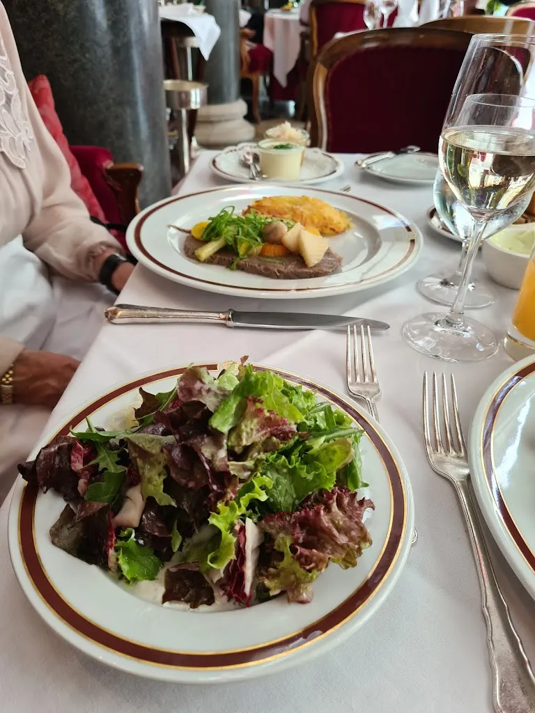 Menu_Restaurant Rote Bar_Austria_image_9