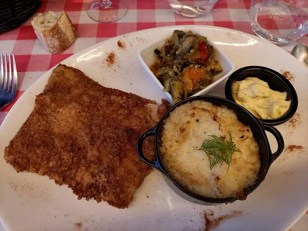 Au P'tit Bouchon_Vienne_slider_image_3