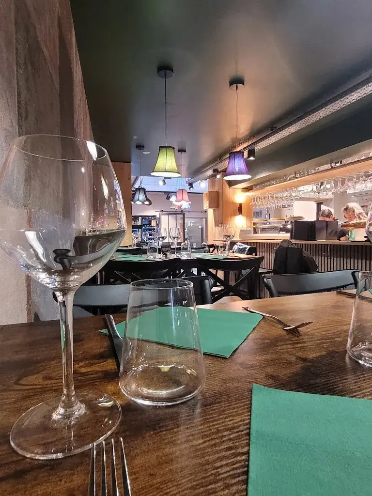 Terra Nostra_Vienne_slider_image_2