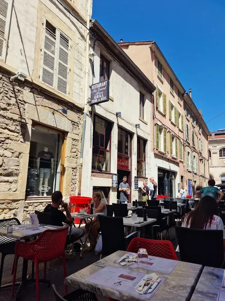 Ma Grand Mère Restaurant in Vienne