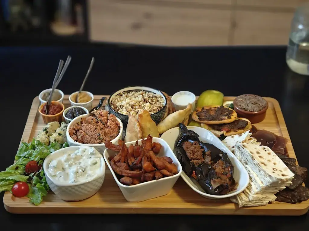 Restaurant Les Frangins_Vienne_slider_image_2