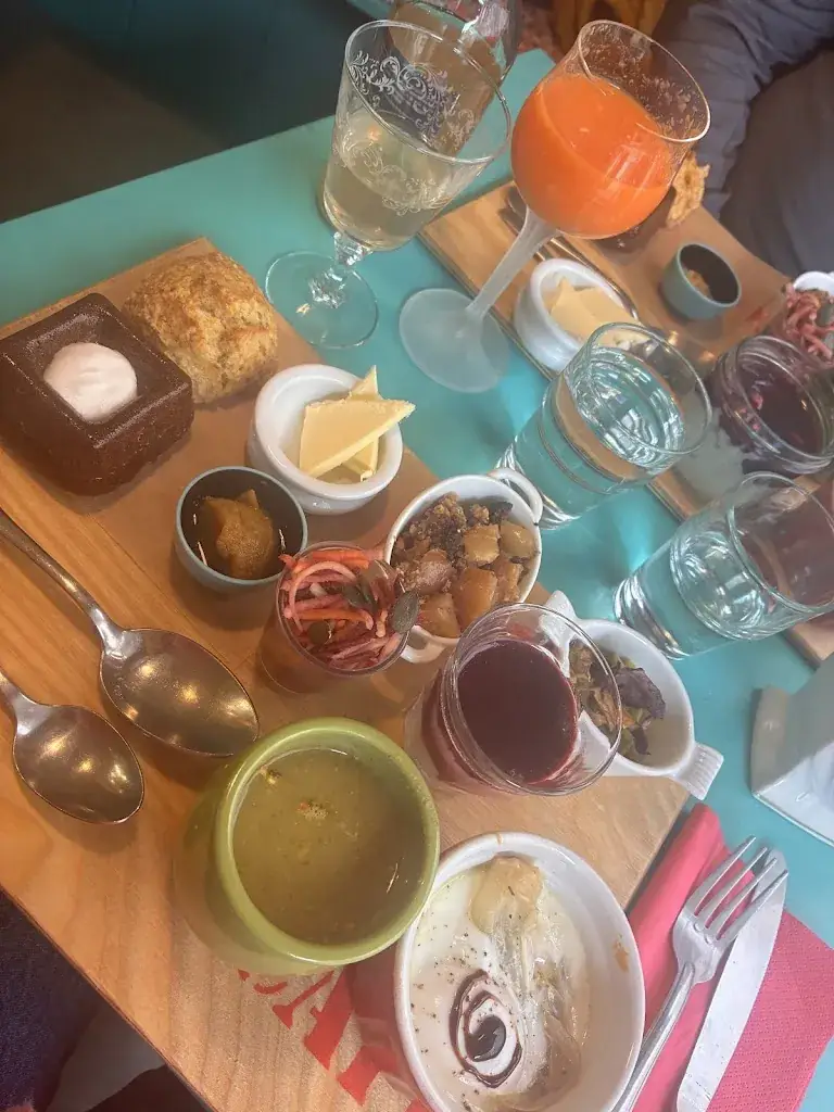 Elly McBeal_Le Simone'S Café_Vienne_review