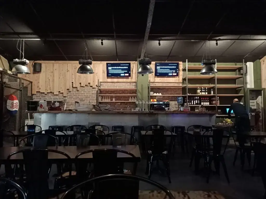 Le Dakota_Vivonne_slider_image_1