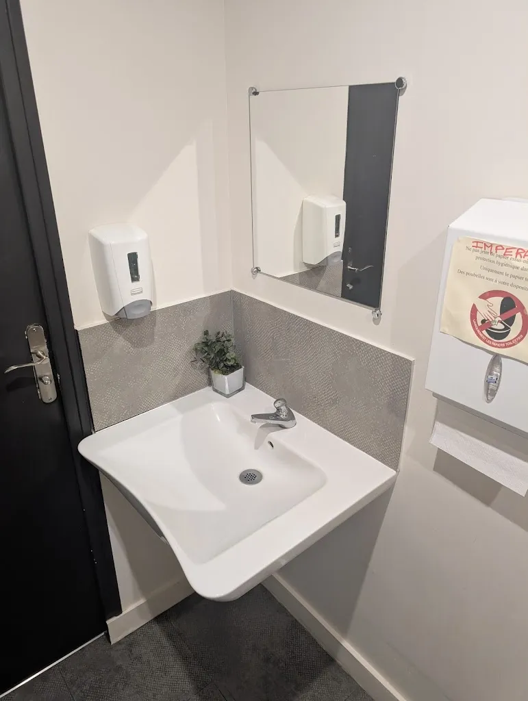 Jon Baker_La Sicilia_Vivonne_review