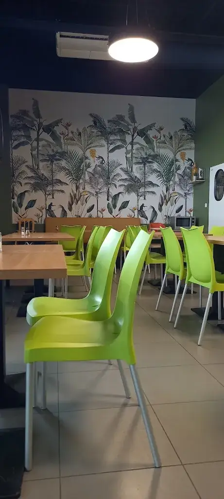 Le bistrot_Vivonne_slider_image_2