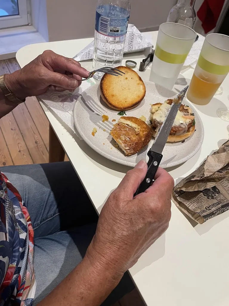 Odrey Bourreau_La friterie de chalet_Vivonne_review