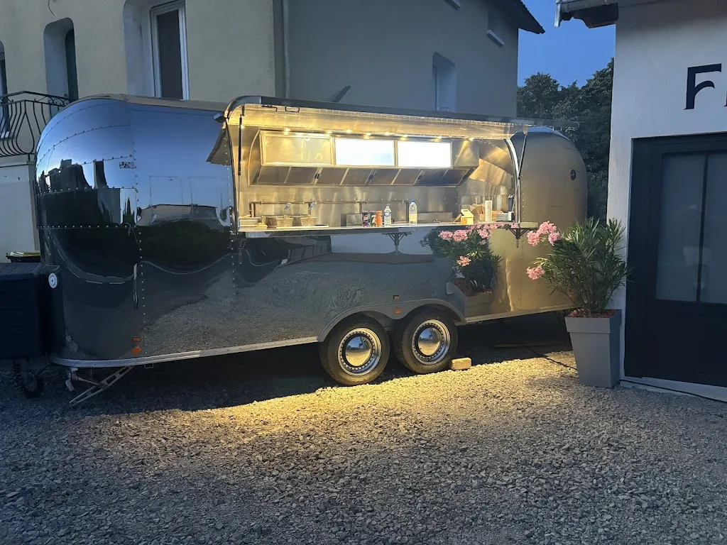 La friterie de chalet_Vivonne_slider_image_3