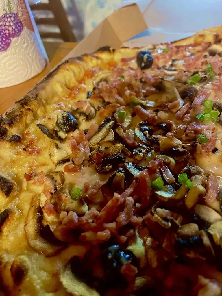 K-Rine Softy_Bella pizza Ychoux_Ychoux_avis