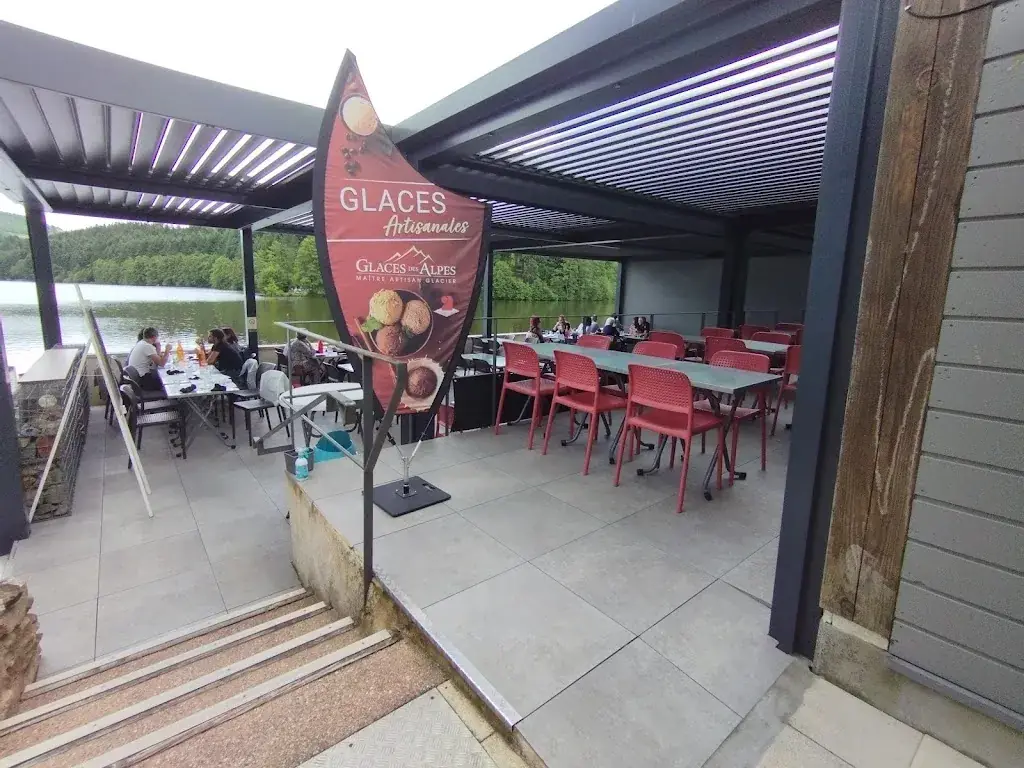 Rémi Stolz_La Guinguette au bord de l'eau_d'Oingt_recensione