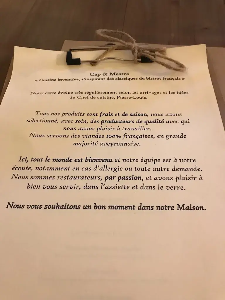 Liza Laws_Cap & Mestra_Puissalicon_recensione