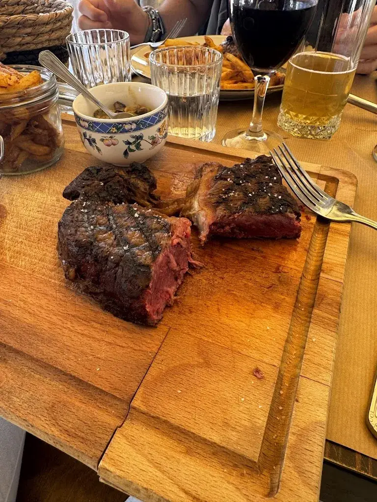 Marc Rafanell López_Cap & Mestra_Puissalicon_recensione