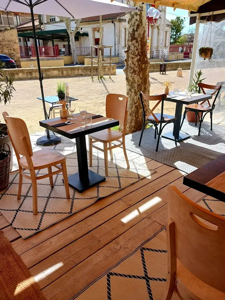 Cap & Mestra restaurant in Puissalicon