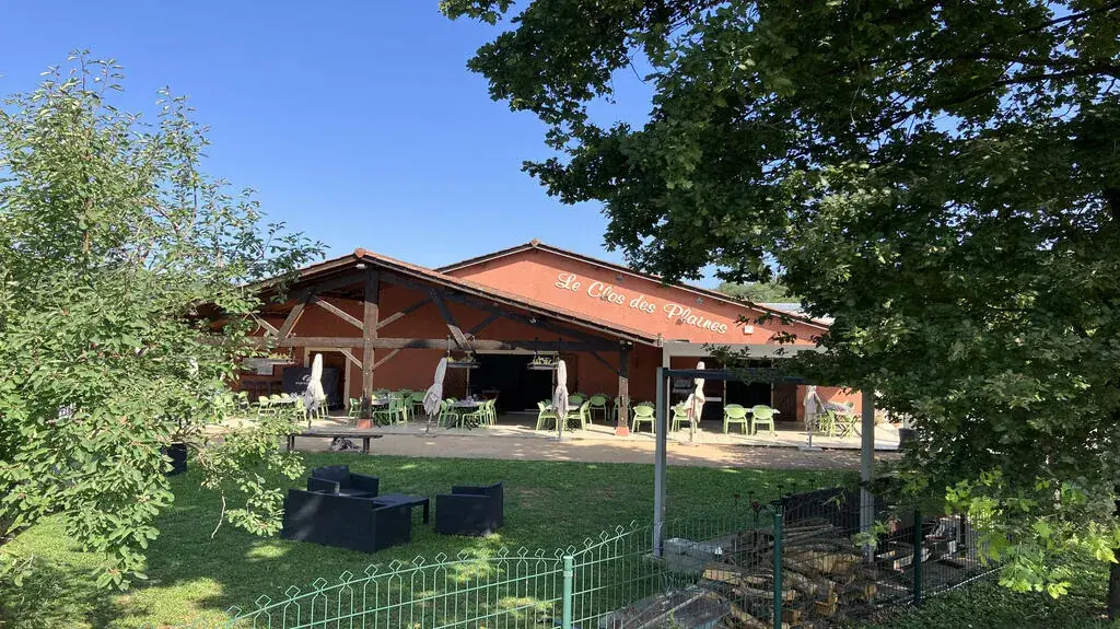 Le Clos des Plaines_d'Oingt_slider_image_3