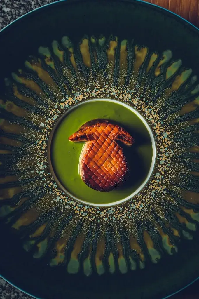 Menü_VILLA PINEWOOD_Payrin-Augmontel_Bild_7