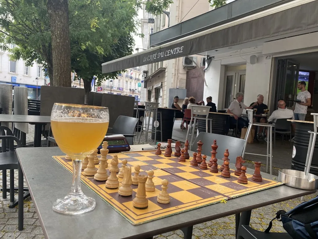 Le Centre Bar & Pizzeria restaurante en Mazamet