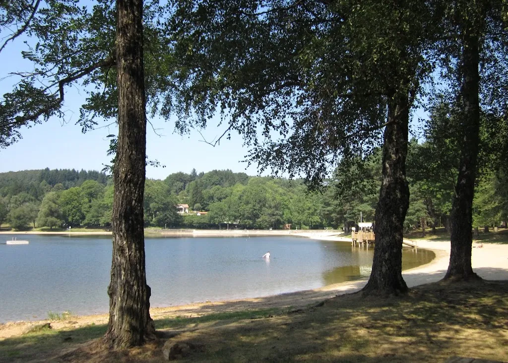 Base de Loisirs du Lac des Montagnès_Mazamet_slider_image_1