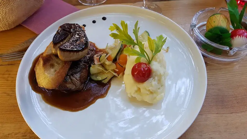 James Bolton_Le Dit-Vin_Aigues-Mortes_review