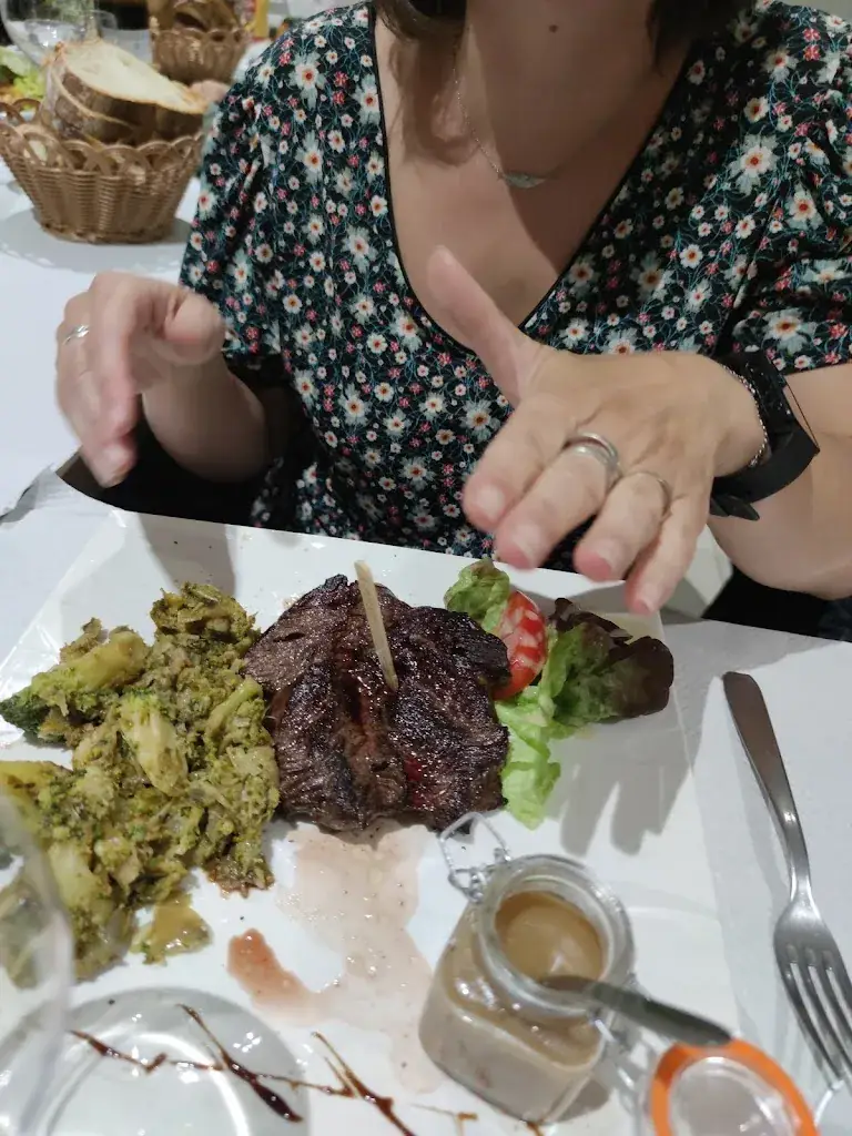 L'Auberge 2 Colombes_Colombe_slider_image_3