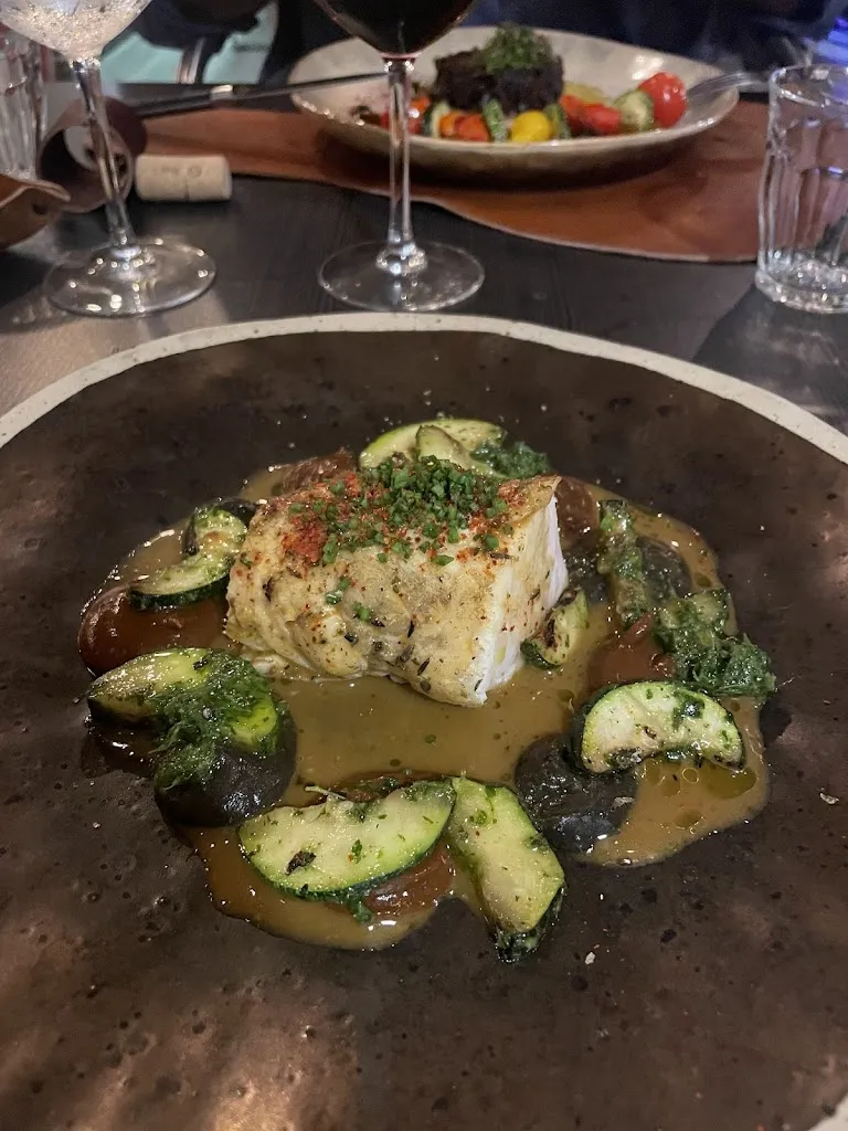 Allyson Aujla_Le Petit Louis_Aigues-Mortes_avis