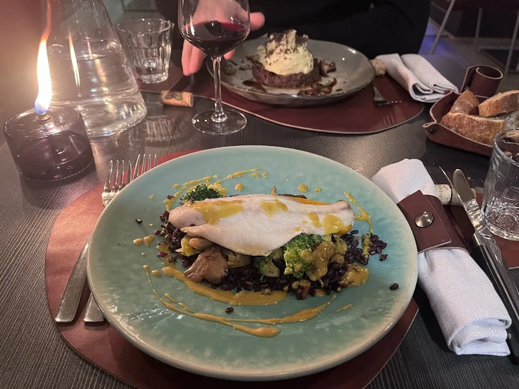 Le Petit Louis_Aigues-Mortes_slider_image_3