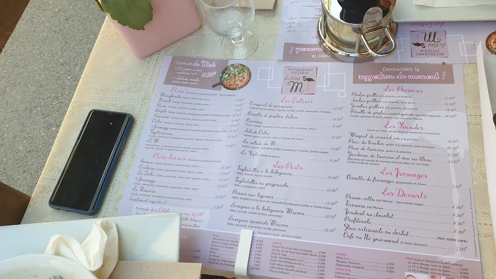 Menu_Le petit M - restaurant pizzeria_Aigues-Mortes_image_4