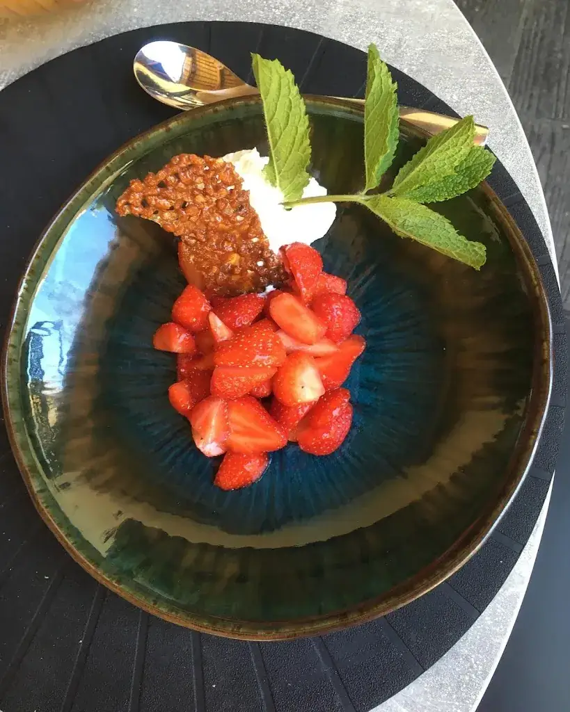 La Table du clocher_Aigues-Vives_slider_image_2