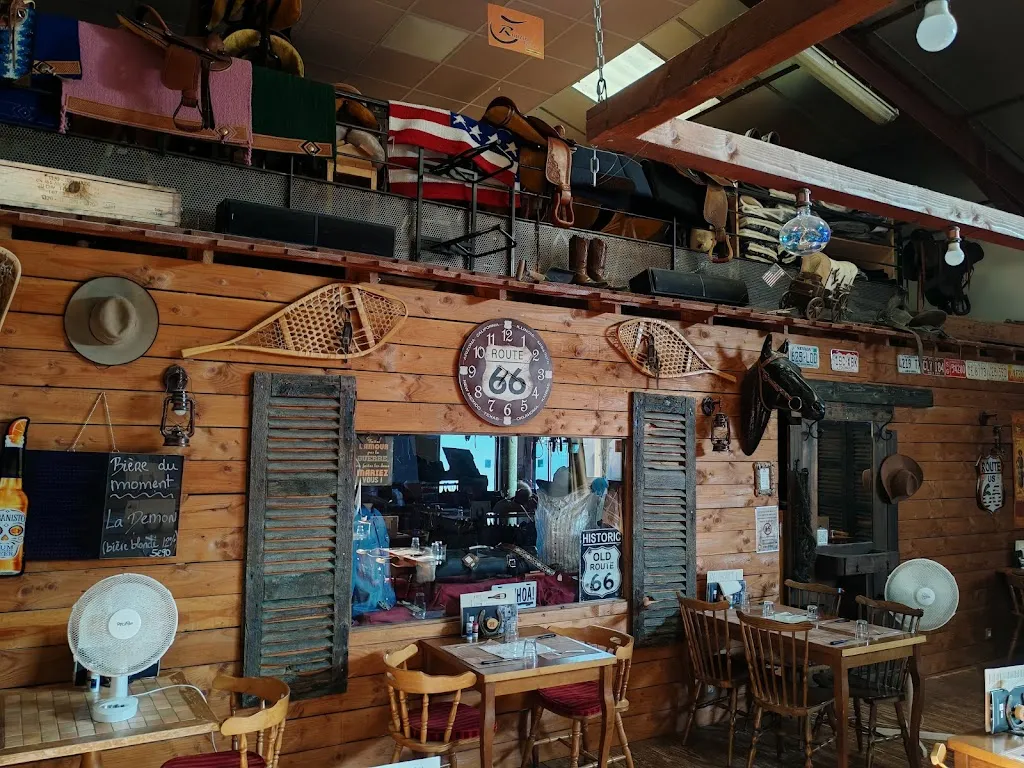 Hugo Helly_Black Horse Saloon_d'Oingt_review