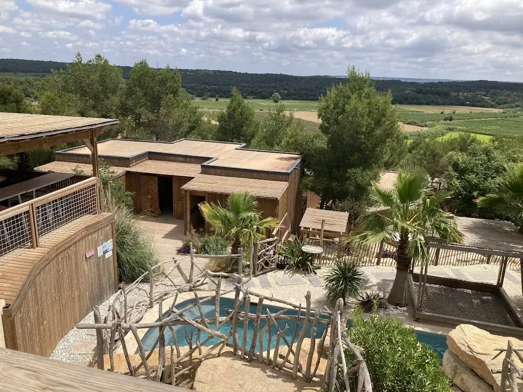 isa lesponne_Skybar_Calvisson_review