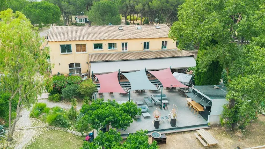 Restaurant @ La Villa Vicha_Aubais_slider_image_3