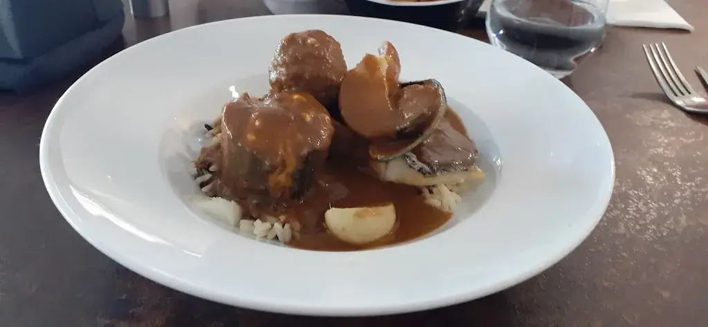 L. M._Restaurant Saint Martin_Gallargues-le-Montueux_review