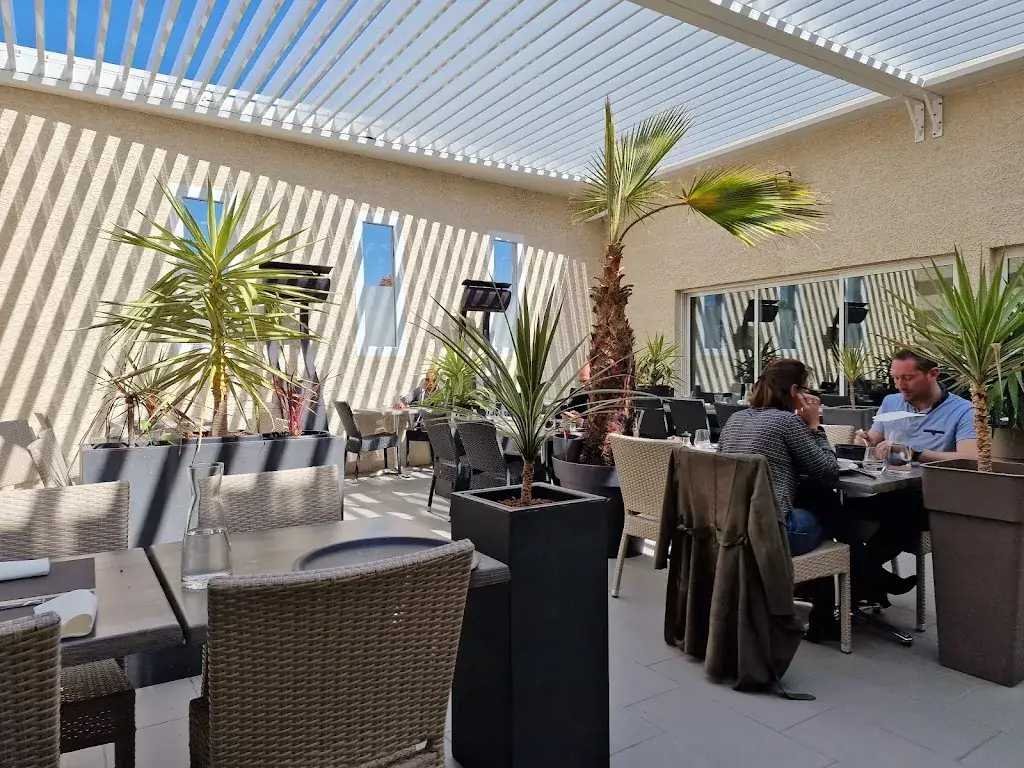 Gianluca Centulani_La table des Marchands_Calvisson_review