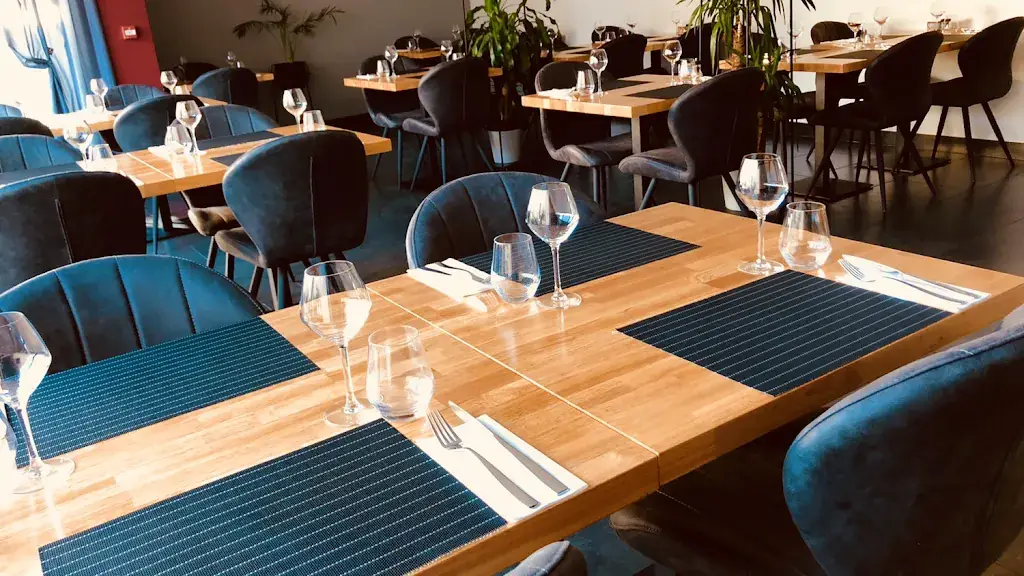 La table des Marchands restaurant in Calvisson