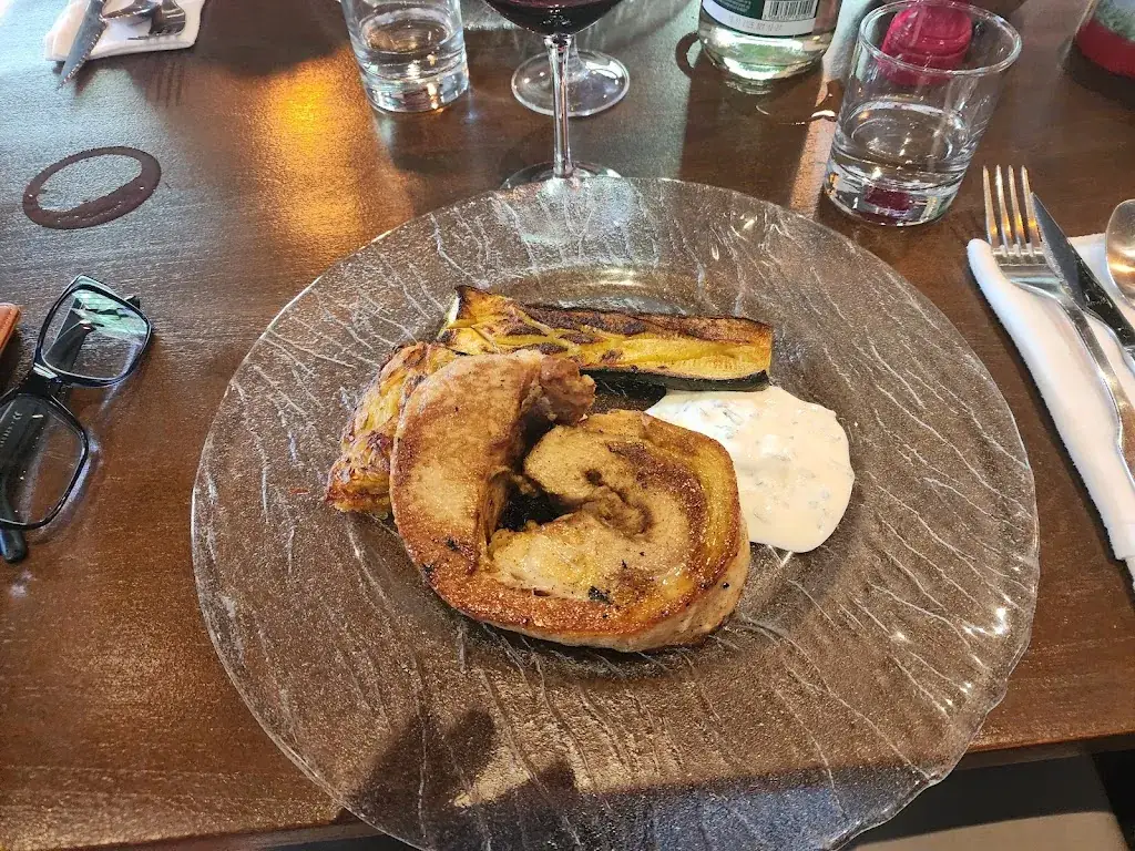 Jose Coubles_Le Mazet sous les platanes_Aimargues_review