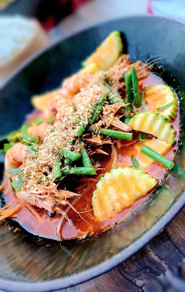 nikakoenig_Sawasdee_Calvisson_review