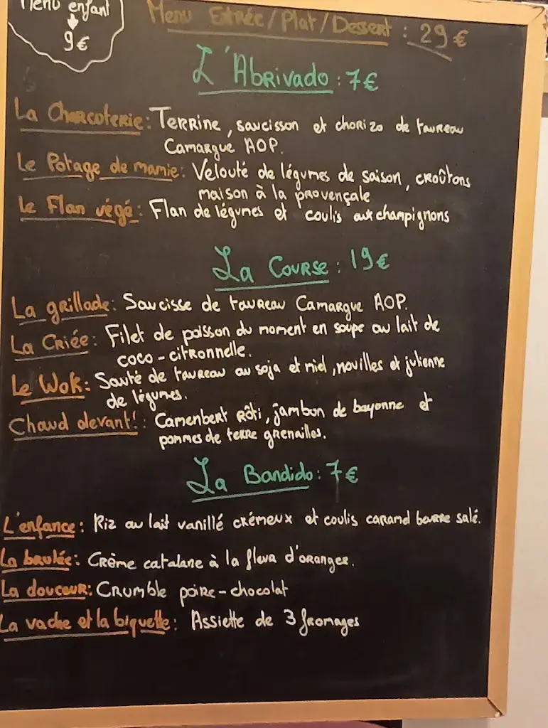 Dani Vane_L'ASSIETTE CAMARGUAISE_Cailar_recensione