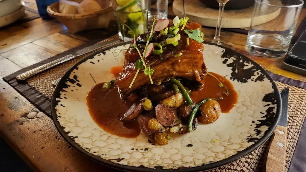 La Table D'amis Chez Richard_Marsillargues_slider_image_3