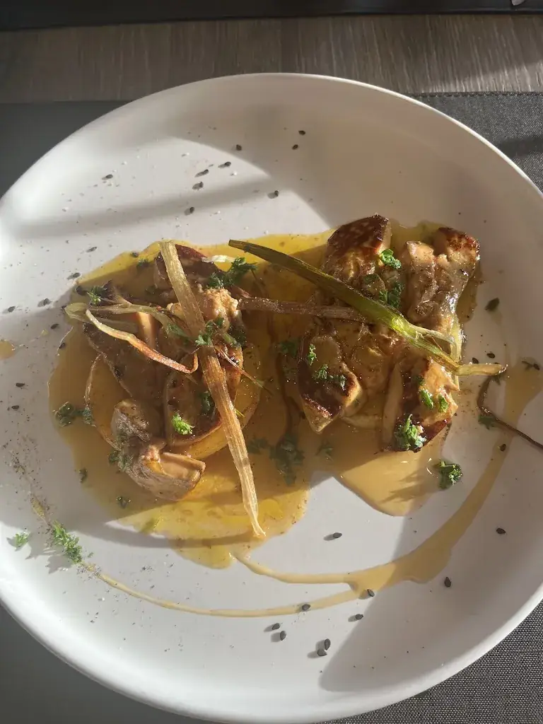 Victoria Bernard_L' ardoise du marché_Agde_review