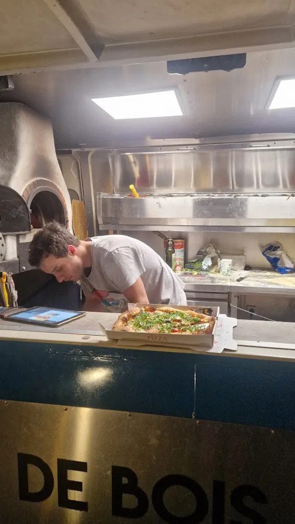 thomas badillo_Les 2 Bûches _d'Oingt_review