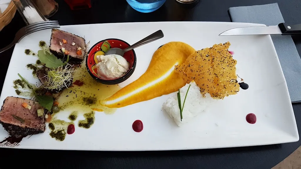 Erik Jan van den Heuvel_Le Loft cap D’agde_Agde_review