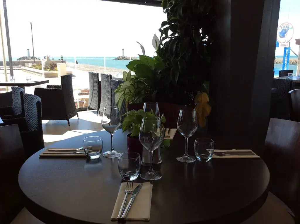 Les Ondines_Agde_slider_image_1