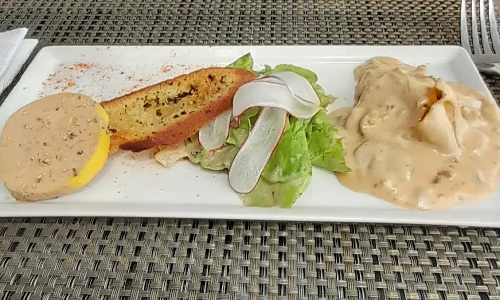 Christelle Sauvage_La Table de K'na_Agde_review