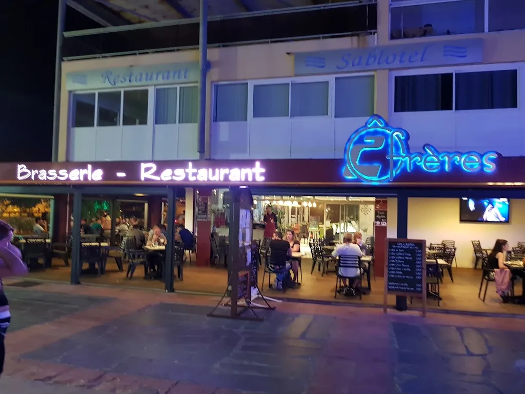 Andreas Hope_Ô 2 Freres_(Le_review