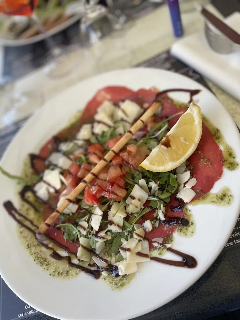 Fabian Laurella_Ô 2 Freres_(Le_review