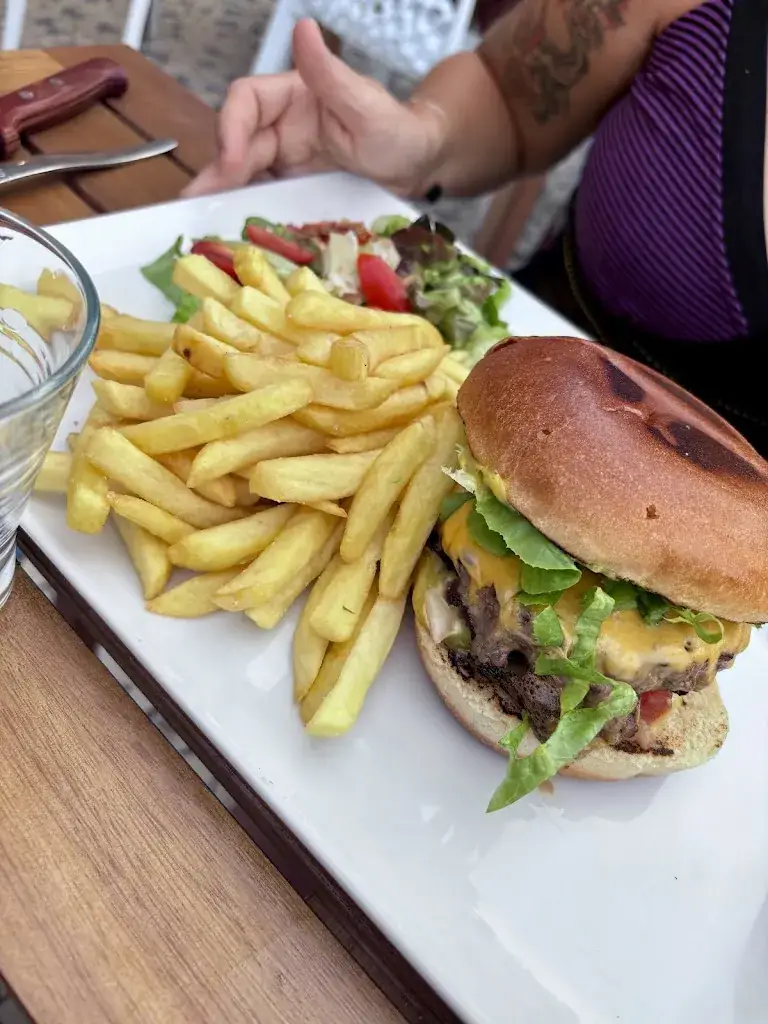 L'imprévu Grau d'Agde restaurant in Agde