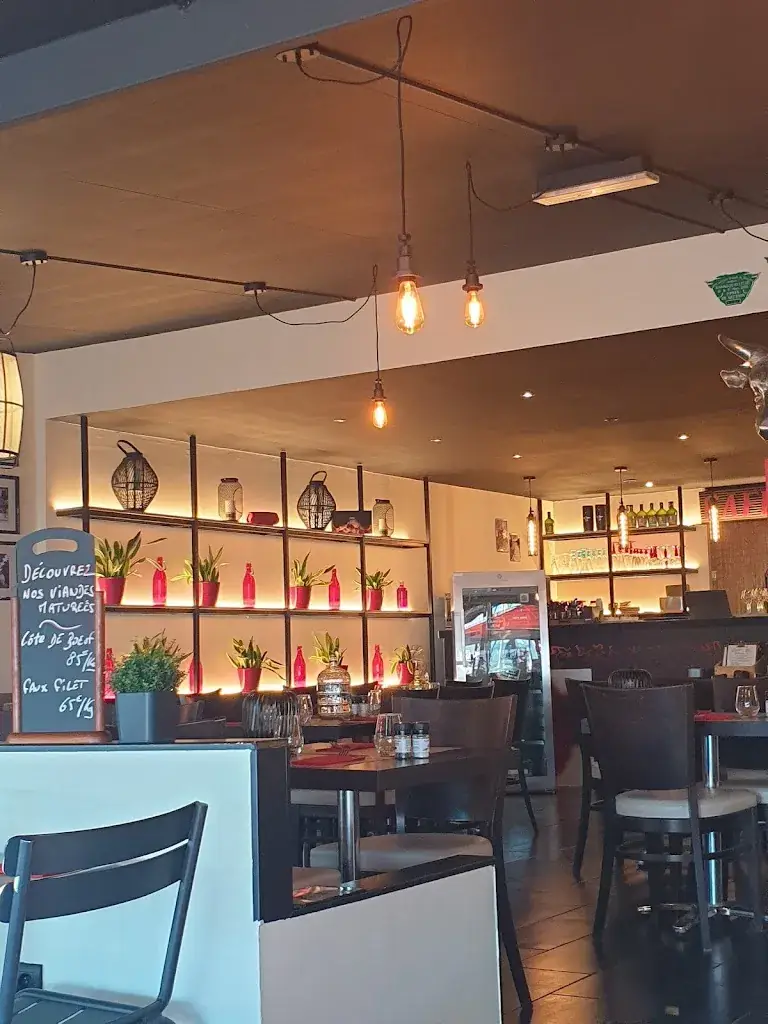 Helene Vincent_Papy's grill_Agde_review