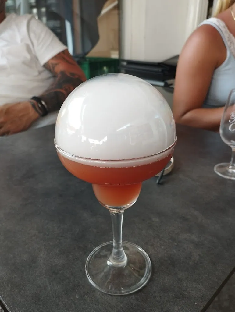 Carole Cuadros_O SPOT_Agde_review