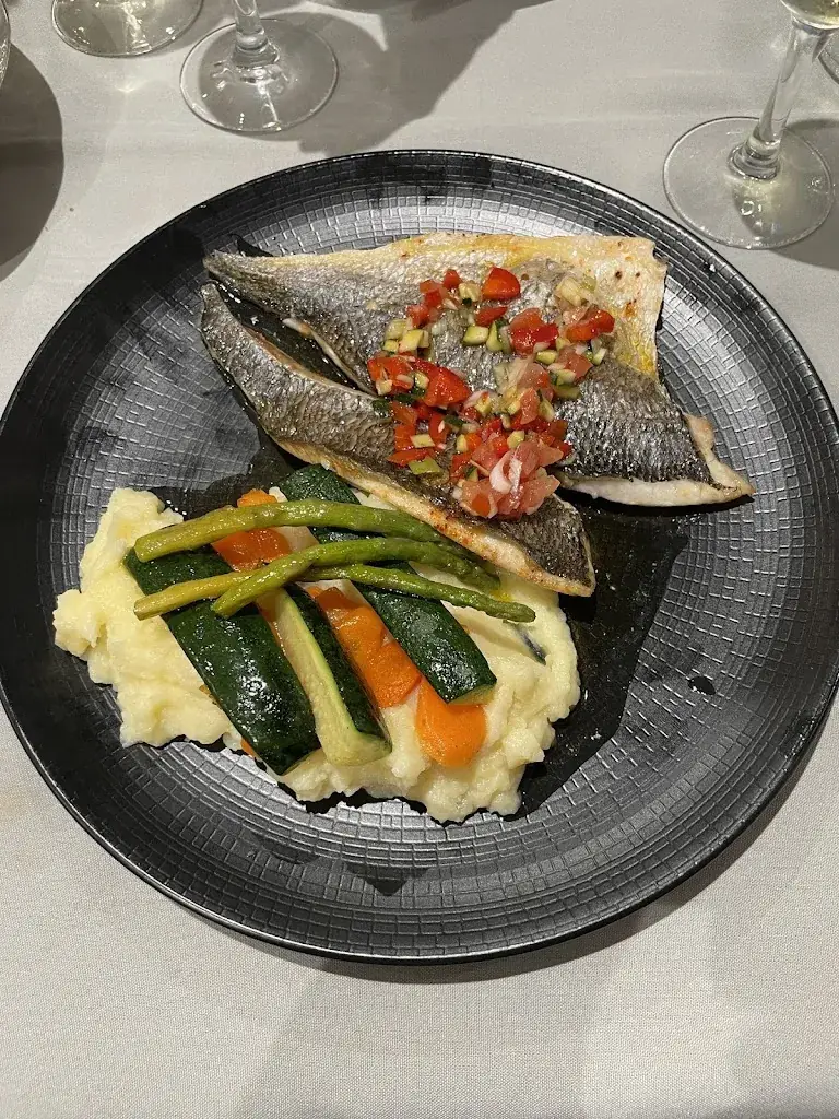 Lise Hove_Restaurant la Madragde_Agde_avis